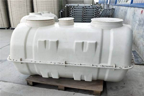 農(nóng)村SMC模壓玻璃鋼化糞池在家里應(yīng)該怎么安裝 農(nóng)村SMC模壓玻璃鋼化糞池在家里應(yīng)該怎么安裝